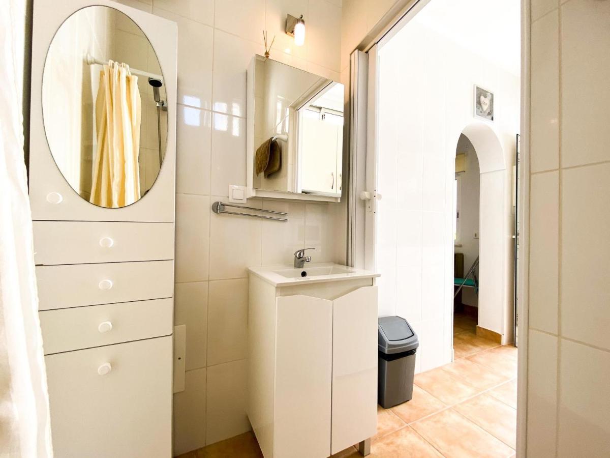 Cozy Studio In Lagos #1875 Apartment Luaran gambar