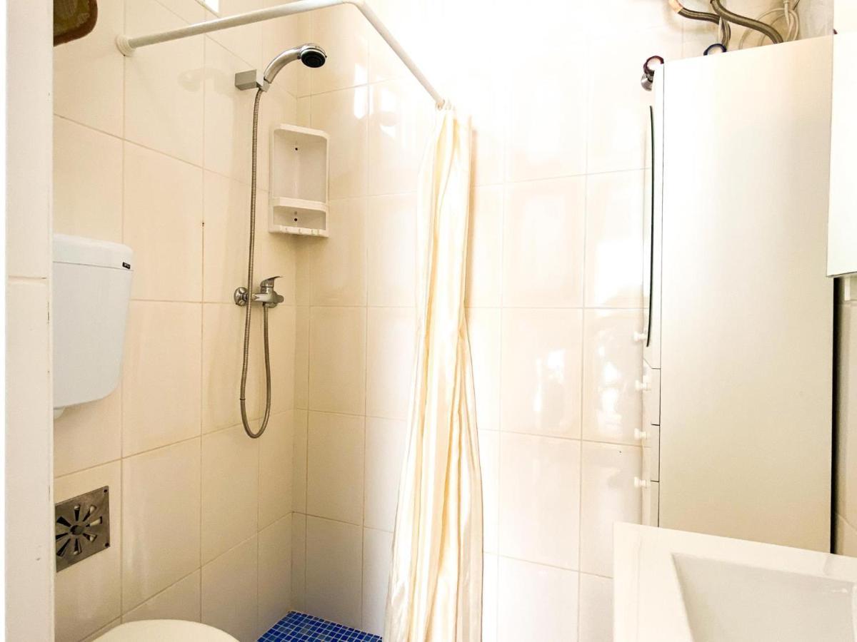 Cozy Studio In Lagos #1875 Apartment Luaran gambar