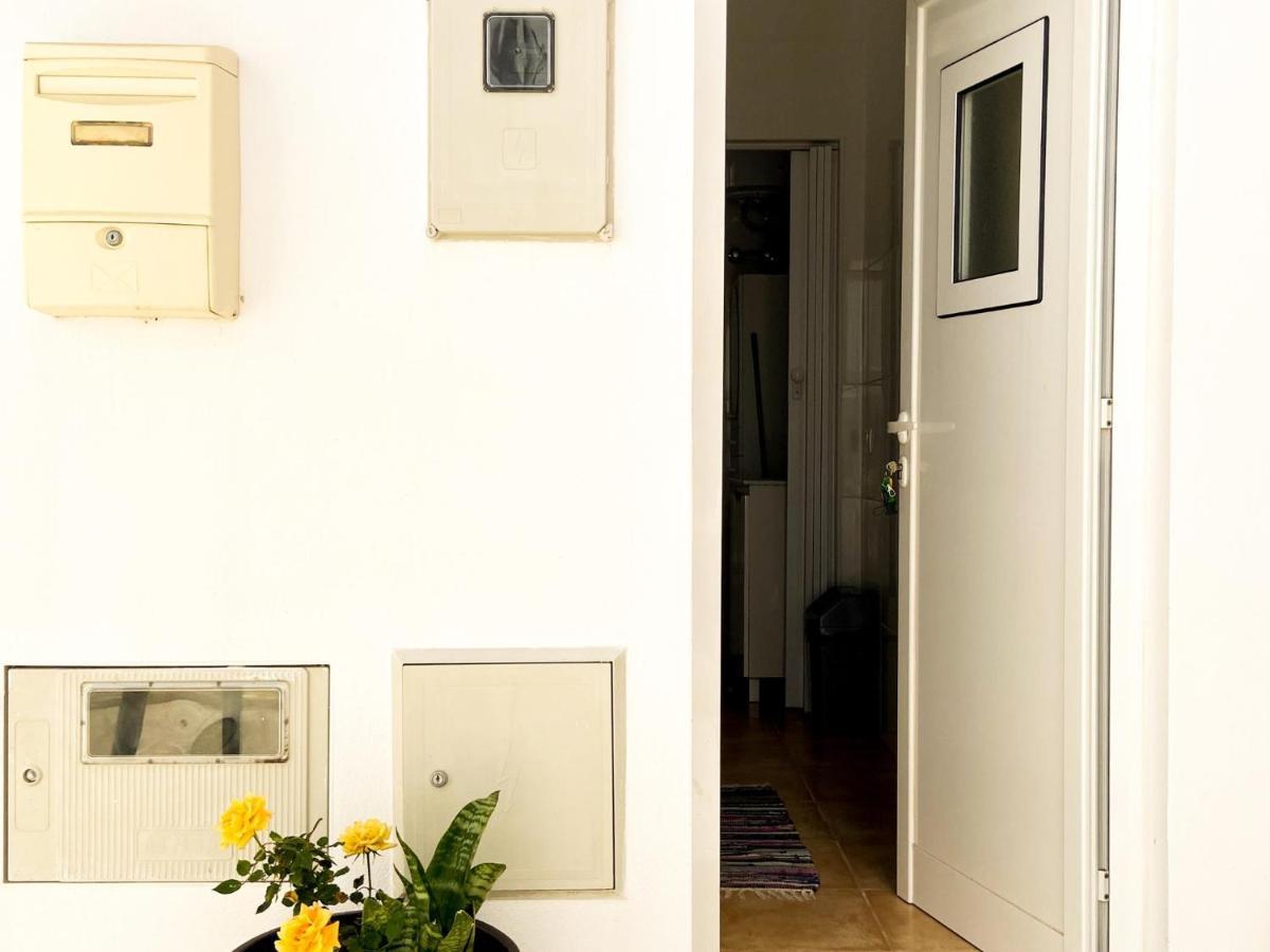 Cozy Studio In Lagos #1875 Apartment Luaran gambar